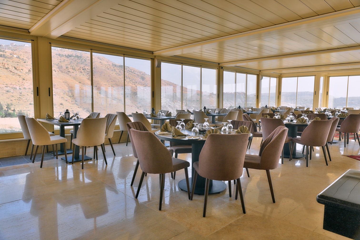 Petra Breeze Restaurant dining room with mountain views